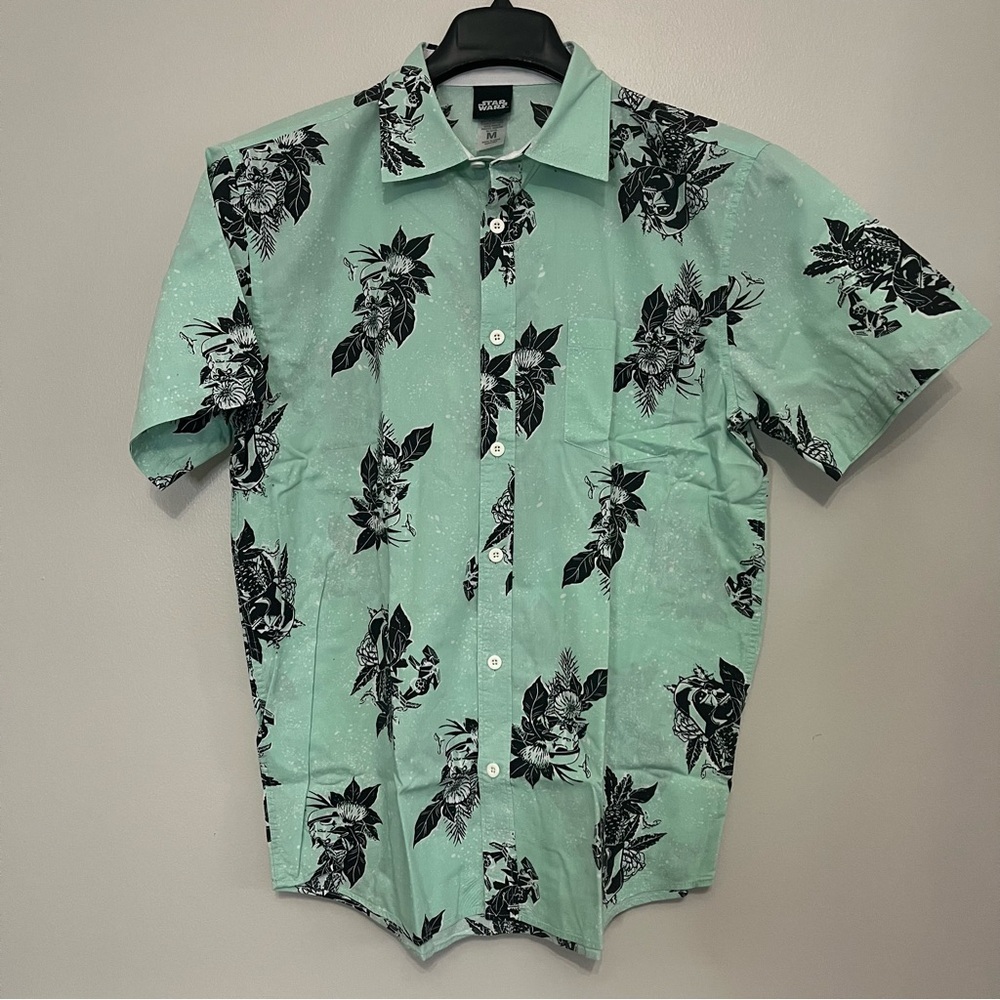 🌺🌴 Star Wars Mint Floral Tropical Stormtrooper Button-Down Shirt (M) - Picture 2 of 9